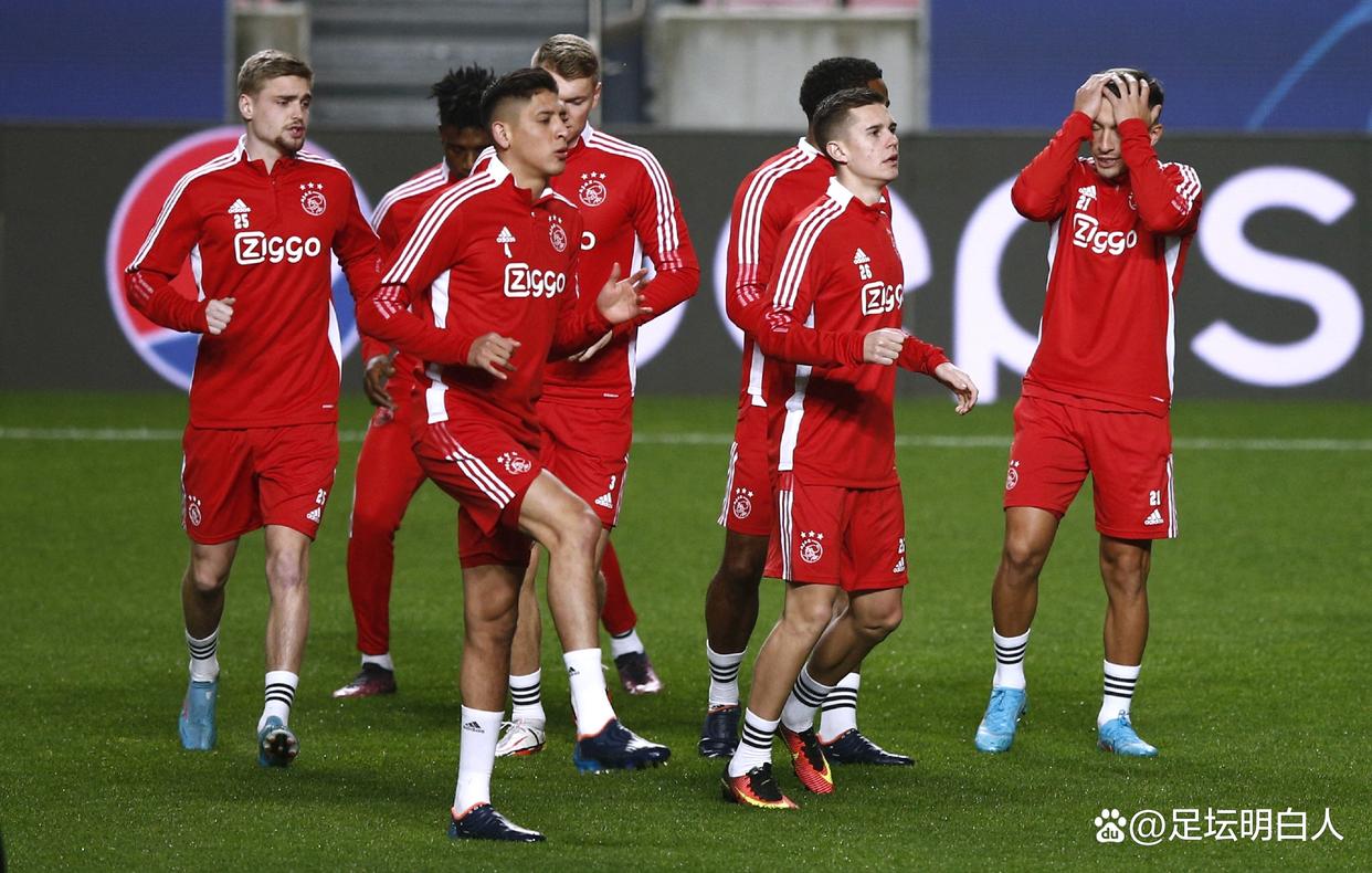 加时末段埃因霍温调整名单以备法国杯，遗憾出局环节打磨，赛场秩序良好，身体对抗强度拉满 -九游在线入口
